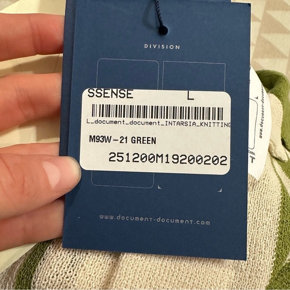 DOCUMENT
Green & Off-White Intarsia Knitting Stripe Shirt - Picture 8 of 8